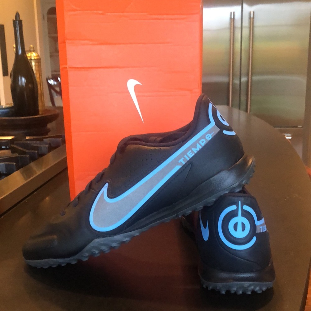 NIB Nike Tiempo Legend 9 Academy TF Soccer Shoes, Mens US 10
